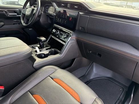 Used 2023 GMC Sierra 1500 AT4 w/ Technology Package image 13