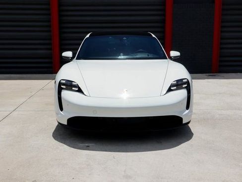 Used 2022 Porsche Taycan RWD image 14