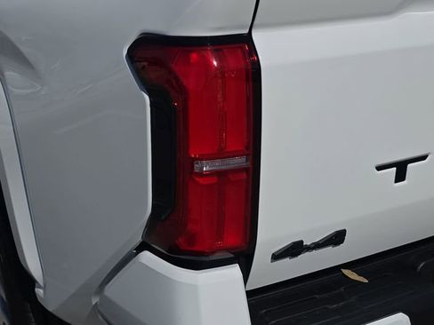 New 2026 Toyota Tacoma SR5 AWD/4WD image 33