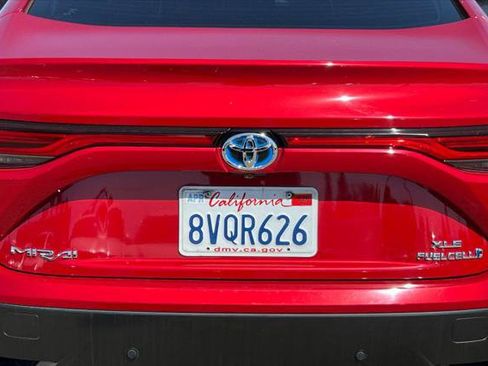 Certified 2021 Toyota Mirai w/ Advanced Technology Package RWD image 19