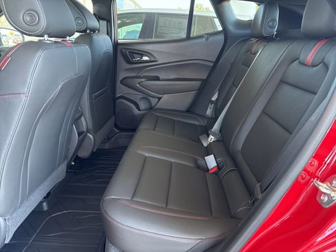 New 2026 Chevrolet Trax RS w/ Sunroof Package image 12