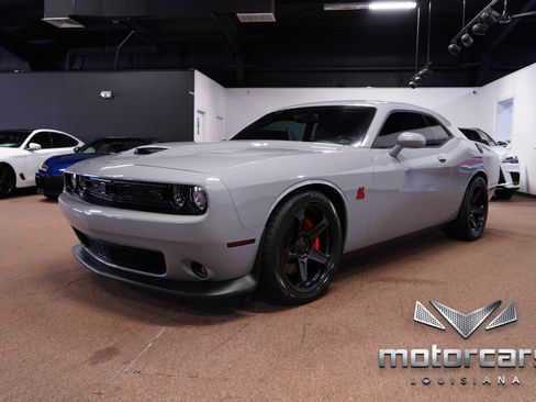 Used 2021 Dodge Challenger R/T Scat Pack w/ Plus Package image 3