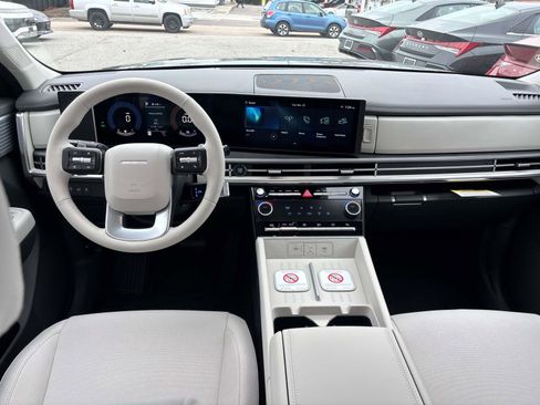 New 2026 Hyundai Santa Fe SE image 5