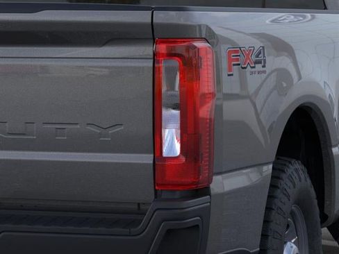 New 2026 Ford F350 XL w/ XL Off-Road Package image 21