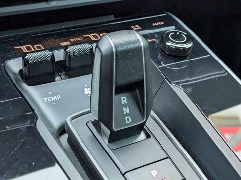 Used 2022 Porsche 911 Turbo S image 20