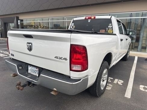 Used 2019 RAM 1500 Tradesman w/ Chrome Appearance Group image 3