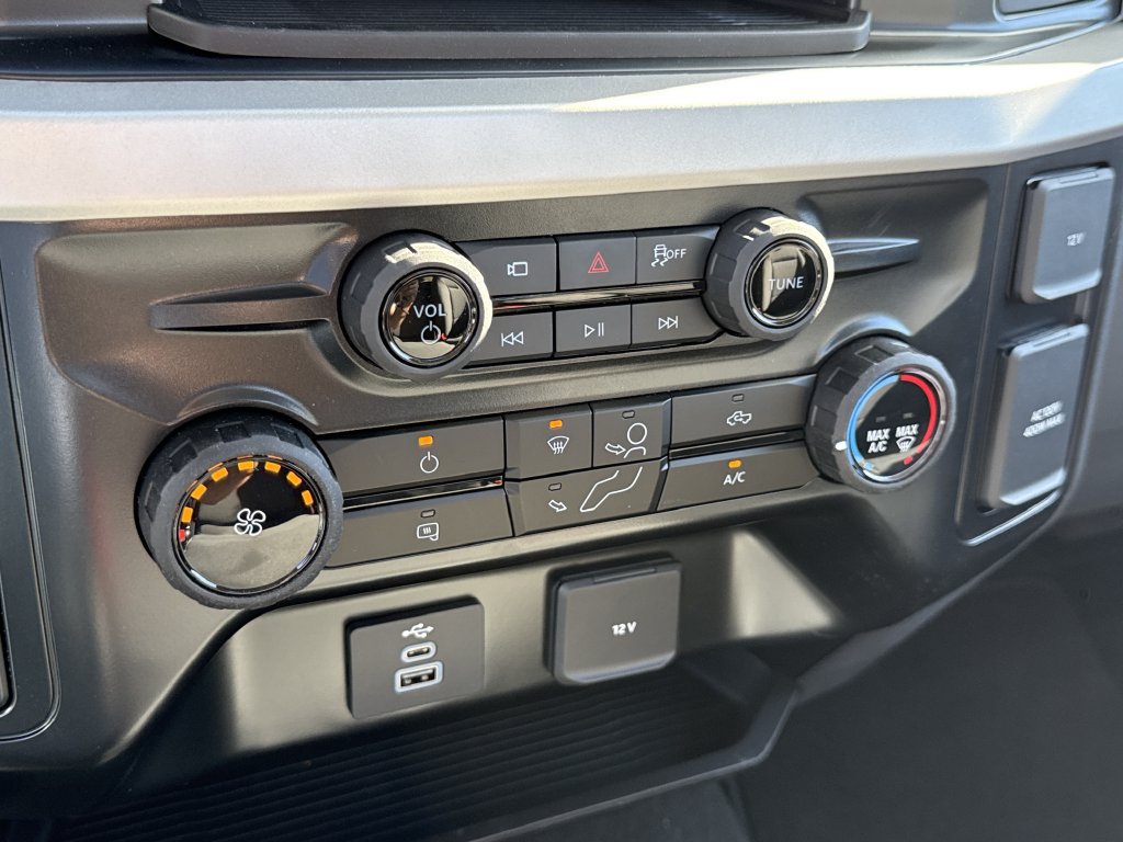 New 2025 Ford F350 XL w/ STX Appearance Package AWD/4WD image 16