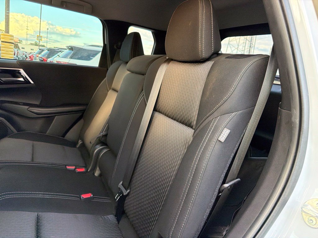 Used 2022 Mitsubishi Outlander ES FWD image 14