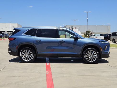 Certified 2026 Buick Enclave Preferred FWD image 7