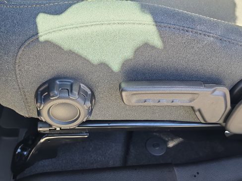 New 2026 Jeep Gladiator Sport image 16