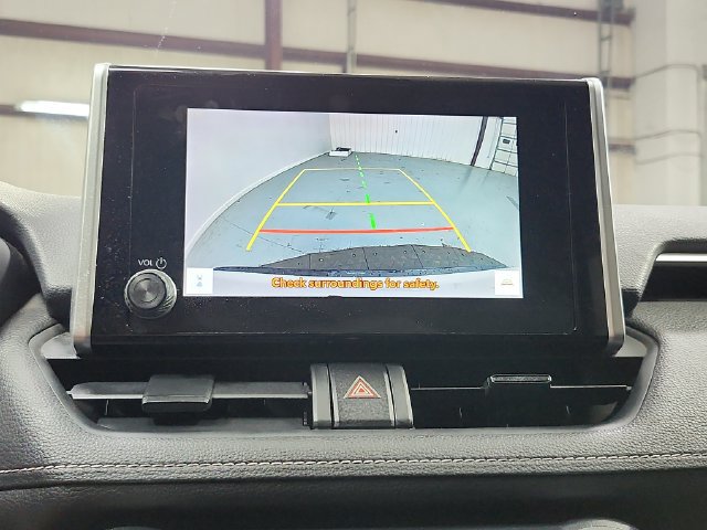 Used 2023 Toyota RAV4 LE AWD/4WD image 26