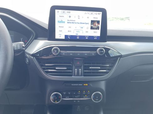 New 2024 Ford Escape Active image 23