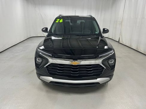 Used 2026 Chevrolet TrailBlazer LT w/ LT Cold Weather Package AWD/4WD image 3