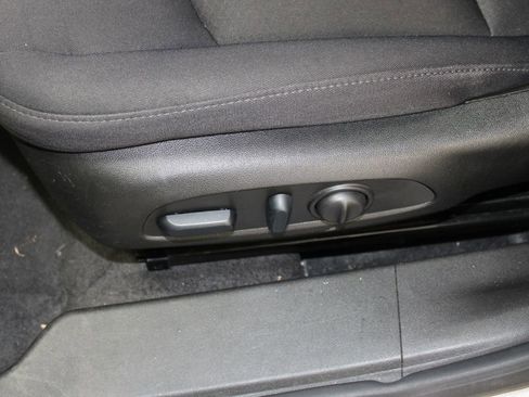 Used 2024 Chevrolet Malibu LT image 14