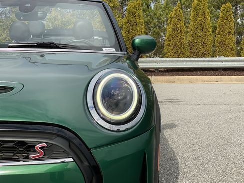 Certified 2024 MINI Cooper S image 33