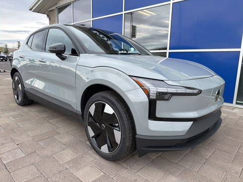 New 2026 Volvo EX30 Plus w/ Climate Package image 2