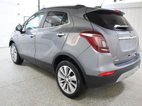 Used 2020 Buick Encore Preferred w/ Safety Package image 3