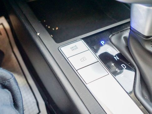 Used 2023 Hyundai Elantra SEL image 23