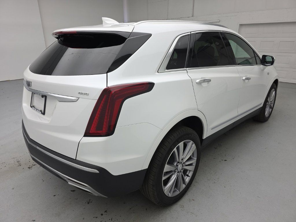 Used 2024 Cadillac XT5 Premium Luxury AWD/4WD image 11