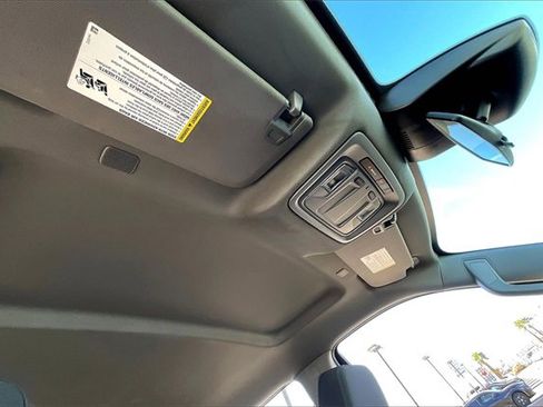 Used 2024 GMC Sierra 1500 Elevation image 29