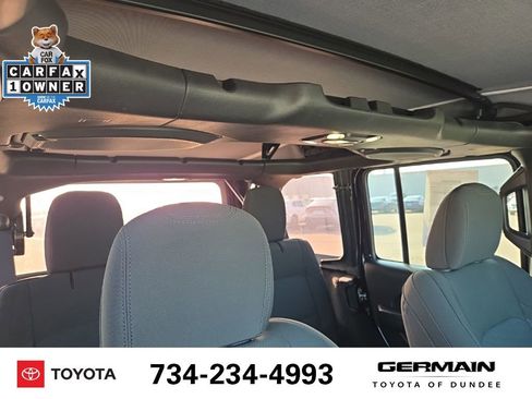 Used 2021 Jeep Wrangler Unlimited Sport image 18