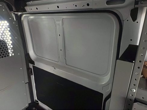 Used 2023 RAM ProMaster 2500 FWD image 25