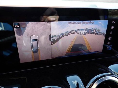 Used 2020 Mercedes-Benz GLB 250 4MATIC image 21