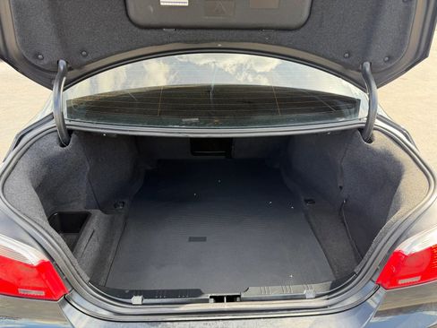 Used 2006 BMW M5 RWD image 33