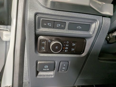Used 2023 Ford F150 Lariat w/ Max Trailer Tow Package AWD/4WD image 25