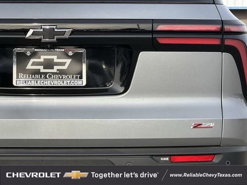 New 2026 Chevrolet Traverse Z71 w/ Enhanced Driving Package image 7