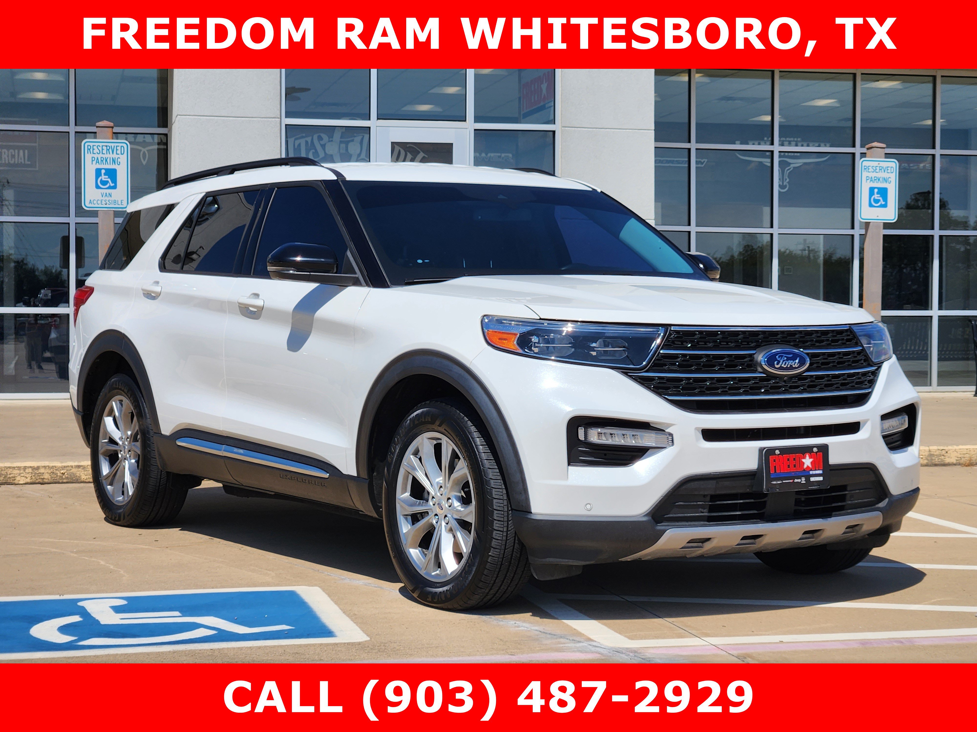 Used 2022 Ford Explorer XLT w/ Equipment Group 202A AWD/4WD image 2