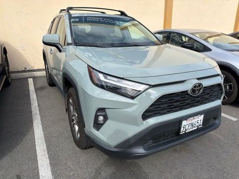 Used 2022 Toyota RAV4 XLE Premium FWD image 3