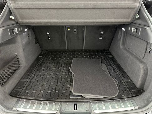 Used 2023 Jaguar F-PACE S image 17