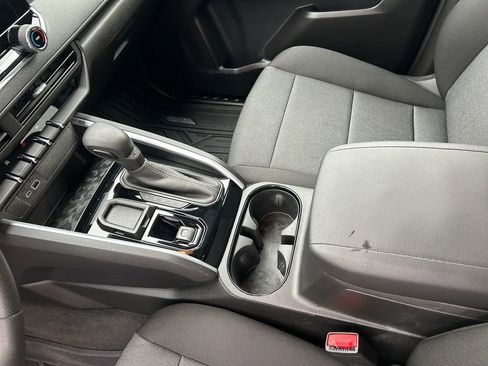 Used 2025 Chevrolet Colorado W/T image 20