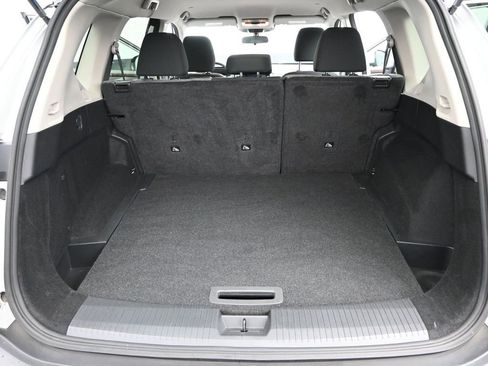 Used 2022 Nissan Rogue SV image 11