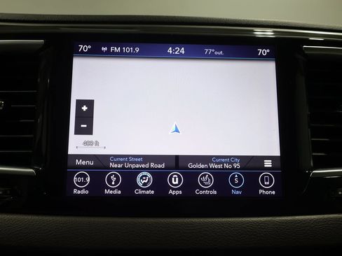 Used 2018 Chrysler Pacifica Touring-L Plus FWD image 38
