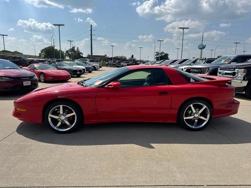 Used 1993 Pontiac Firebird Formula RWD image 17