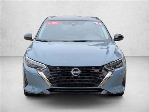 Certified 2025 Nissan Sentra SR FWD image 2