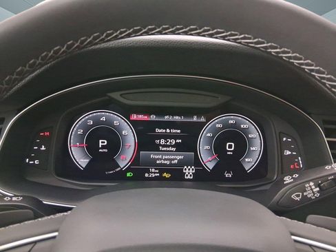 New 2026 Audi Q7 Premium image 18