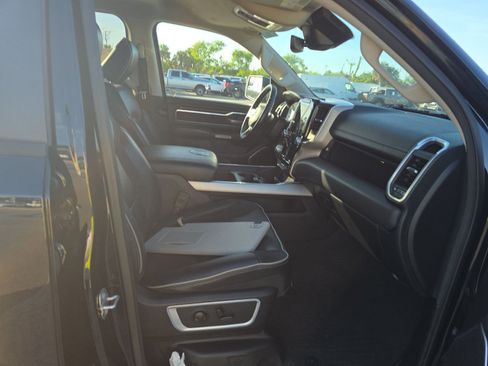 Used 2022 RAM 1500 Laramie RWD image 11
