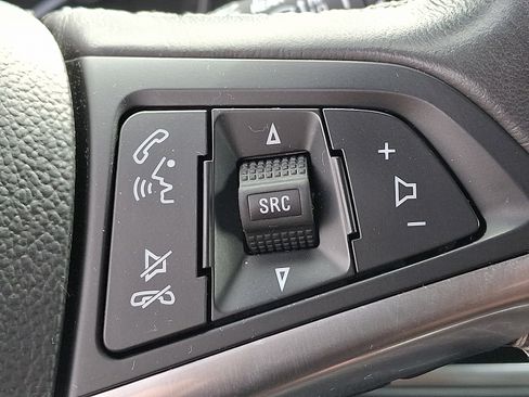 Used 2022 Buick Encore Preferred w/ Safety Package image 22