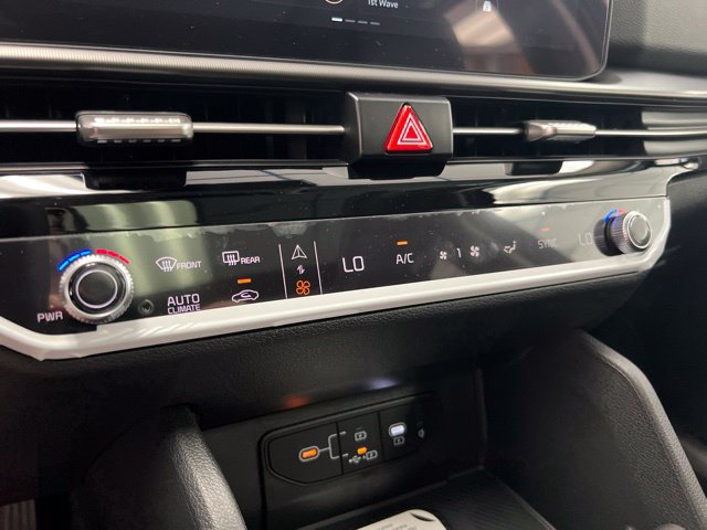 New 2026 Kia Sportage SX FWD image 33
