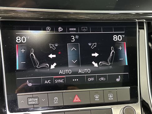 Certified 2025 Audi Q7 2.0T Premium Plus image 26