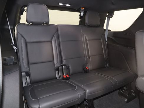 Used 2021 GMC Yukon Denali w/ Advanced Technology Package AWD/4WD image 15