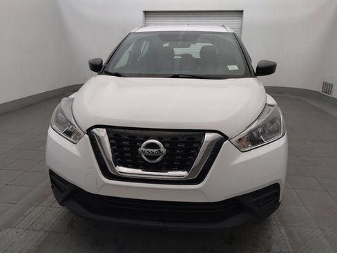 Used 2019 Nissan Kicks S FWD image 15