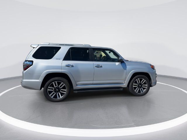 Used 2018 Toyota 4Runner Limited AWD/4WD image 8