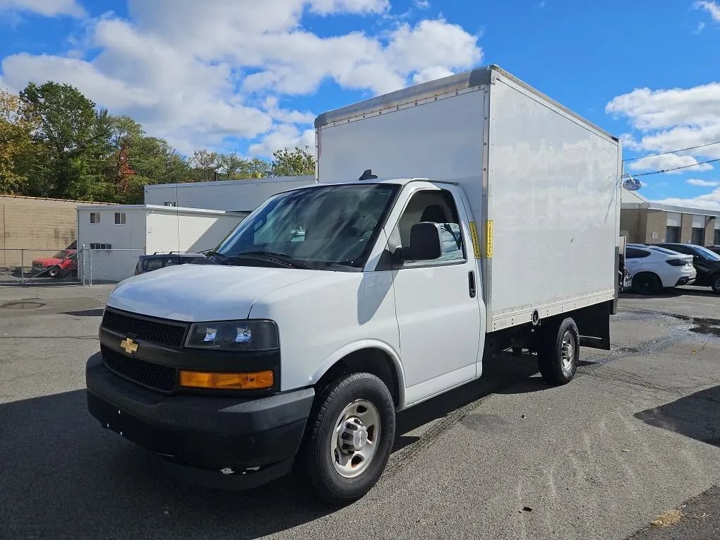 Used 2020 Chevrolet Express 3500 RWD image 1