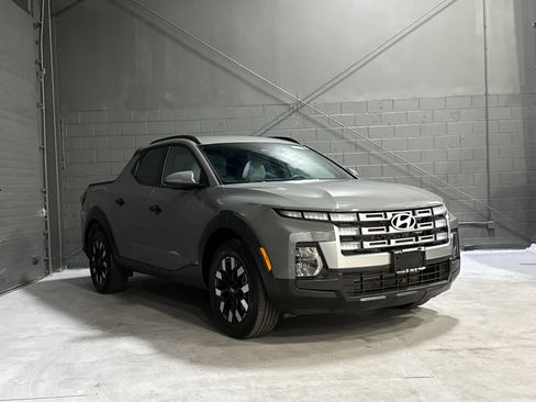 Used 2025 Hyundai Santa Cruz SEL AWD/4WD image 1