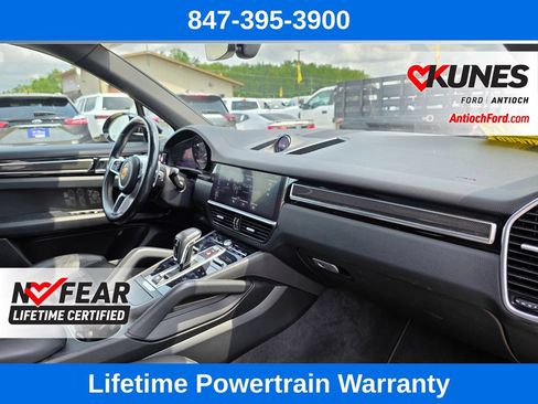 Used 2019 Porsche Cayenne S AWD/4WD image 30