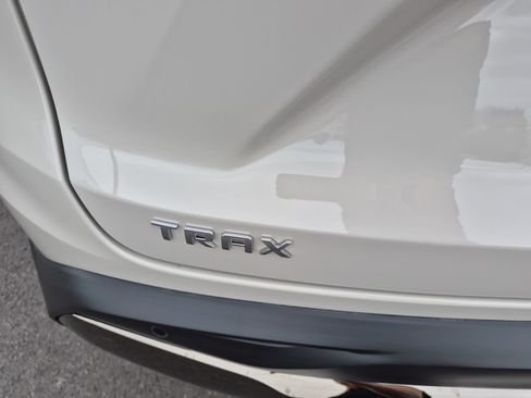 New 2026 Chevrolet Trax ACTIV FWD image 5